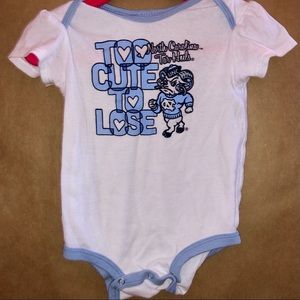 UNC North Carolina Tarheels Onesie sz 12 month GUC